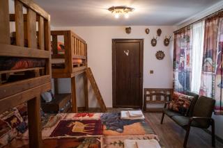 Yaninata Art House in Teteven - 4