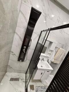 Luxury comfortable apartment - 7