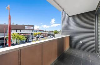 Heart of Springvale Shopping - 3