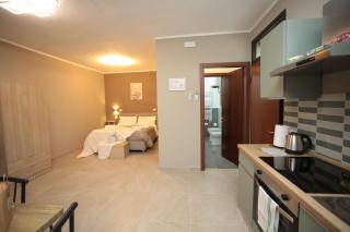 Guest Holiday Gambara 1 e 2 - 8