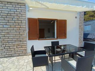 Apartment in Primosten with sea view, balcony, air conditioning, WiFi 5155-1 - 1