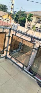 Cozy Guest Room in Kinshasa with Balcony and Partial Air-Conditioning - 7