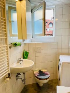 Old town apartment with flair centrally located - 2