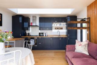 Bespoke Retreat for 4 in West Wittering - 6