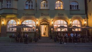 Hotel PIAZZA - 3