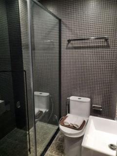 23rd floor room at City View, 1 min to Eden Garden - 3