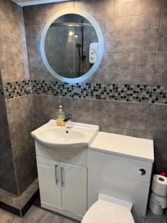 City Stay Manchester Apartment 1, centrally located near Northern Quarter - 6