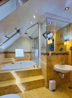 VILLA MARJAN - 3 bdr, 3 bath, parking - 2