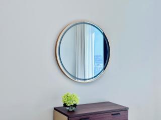 Modern 2BR Retreat at The Gate in Masdar City - 1