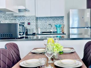Modern 2BR Retreat at The Gate in Masdar City - 6