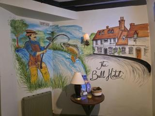 The Bull Hotel - Downton - 9