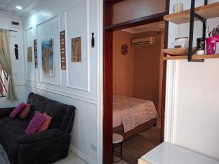 BabaJay Family Home - 1