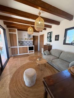 Casa di Pini - Stylish Villa with Infinity and Plunge Pool - 2 km from the Beach - 6