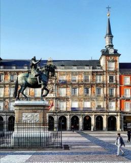 Central House - 2