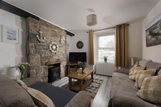 Bryher Cottage - Close to Beach, Pet Friendly - Free WiFi - 3