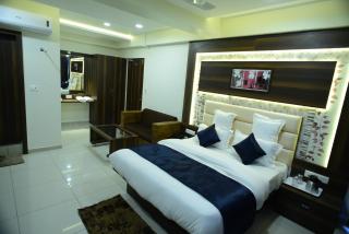 Hotel Royal Residency - 4
