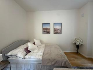 Modern Luxury Apartment with Garden - 7