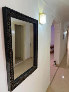 Quiet 2 bedroom apartment and Terrace Center - 2
