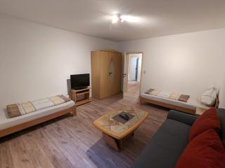 Souterrainwohnung - 3
