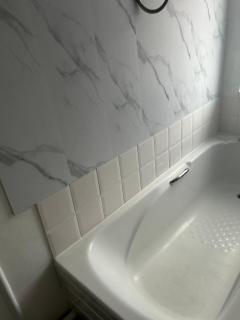 Contractor Family Friendly Modern Home Free Parking Sleeps 7 - 8