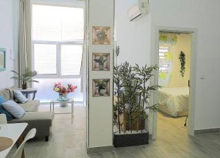 LovelyLoft Carolinas C - 1