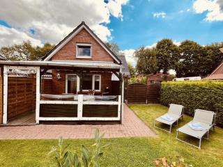 NEU! Ferienwohnung Tant Anni mit Saunaoption - 0