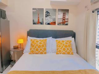 BGC Venice Condo - Pool & Wi-Fi - Suite 14B - 5