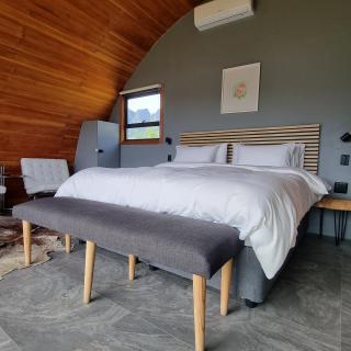 La Vita Romantic Getaway Cabin - 3
