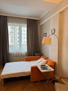 Modern Stay Next to Heydar Aliyev Center - 5