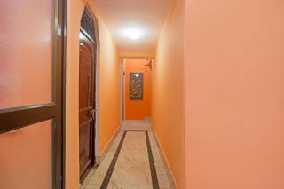 FabHotel Baba Guest House - 3