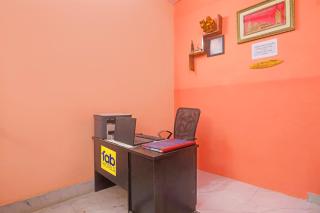 FabHotel Baba Guest House - 9