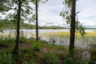 Private High Quality Suite by the Lakeside - 4