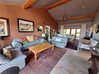 Sunny Albelize Solar Holiday House - 4