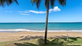 Beachfront 7th floor unit at Mar Azul - 7