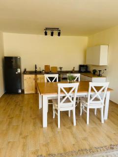 Garden city downtown haven 2BDRM - 3