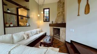 Casa 03 Vale Boa Vista - Charme Rústico em Condomínio com Área de Lazer Completa - 2