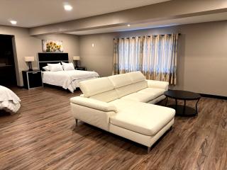 Four Seasons Inn - 9