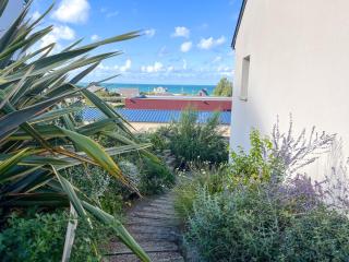 Maison Lévi avec vue mer et à 200m du port - 9