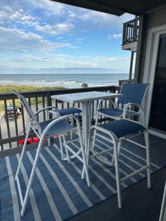 Beach Front Condo - 9