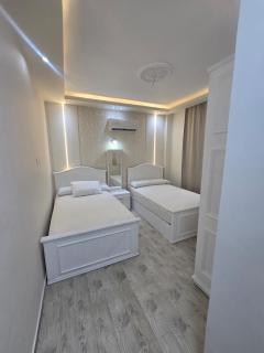 Cozy fully furnished - 7