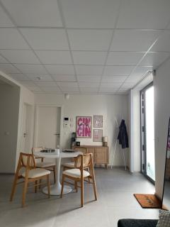 Le Cabinet - 8