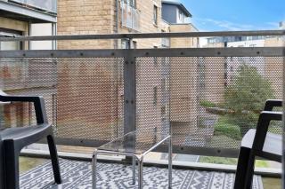 Modern 2BR Flat, Parking & Balcony in Edinburgh - Edimburgo - 3