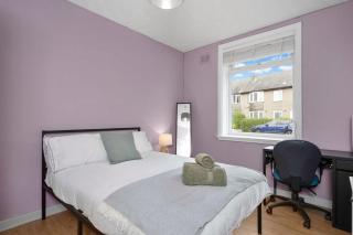 Modern Villa in Edinburgh Private Garden & Parking - 6