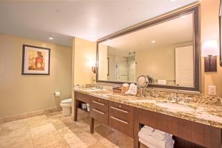 KBM Resorts Spacious Ocean View 4-Bedroom Honua Kai Collection Multi Unit Listing Same Floor 2 Free Rental Cars HKH-50424 - 1