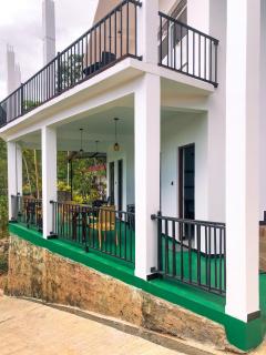 Golden Nest - 2