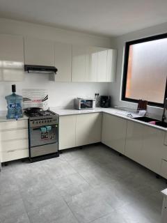 Entire 2-Bedroom Apartment Home away from home - 3