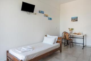 Frantzis Studio 2 - Nisyros - 1