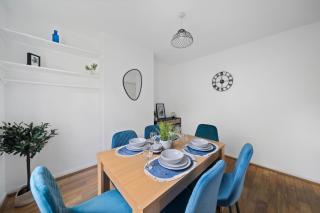 St Albans - 3 bedroom with FREE parking - 8