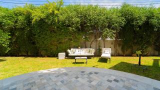 Authentique Villa Tunisoise avec Piscine à Marsa - 9