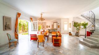 Authentique Villa Tunisoise avec Piscine à Marsa - 0